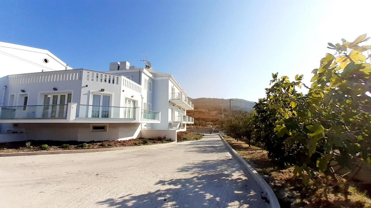 Hotel Defkalion Петра Екстериор снимка