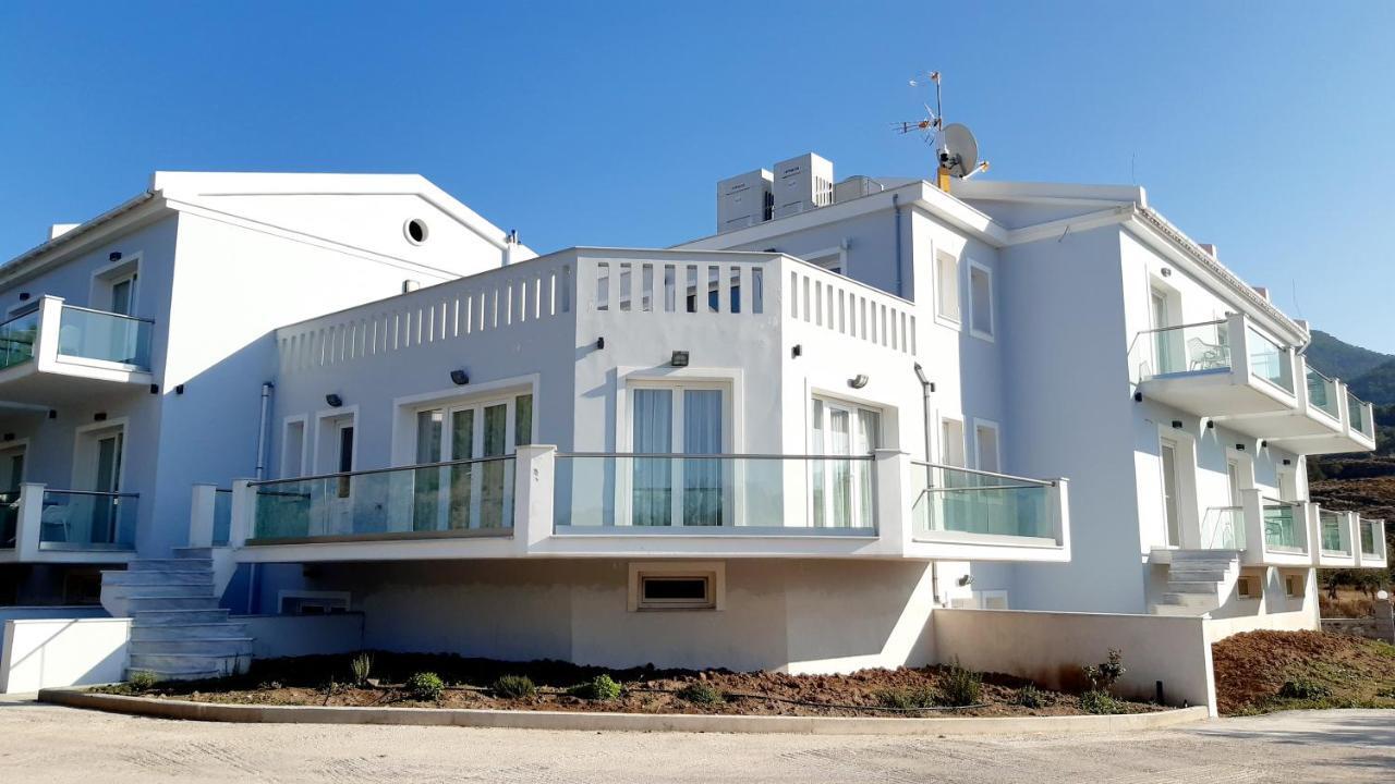 Hotel Defkalion Петра Екстериор снимка