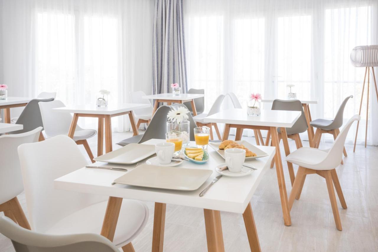 Hotel Defkalion Петра Екстериор снимка